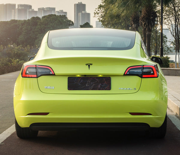 Fission Gloss: Sao Paulo Yellow L-G068