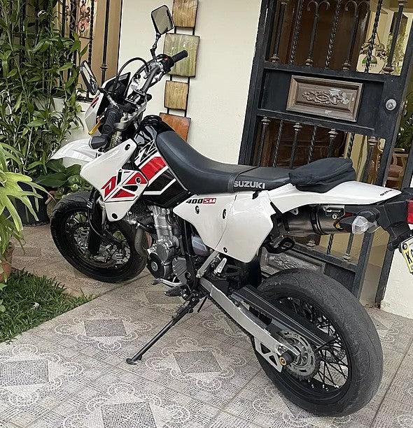 Premium Gloss: Beige Rally