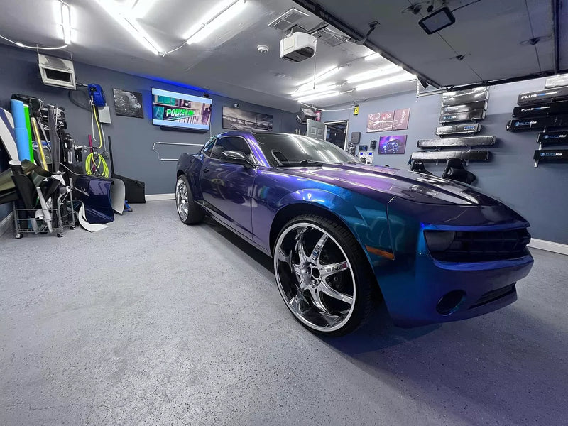 Premium Gloss Metallic: Chameleon color-shift blue to purple