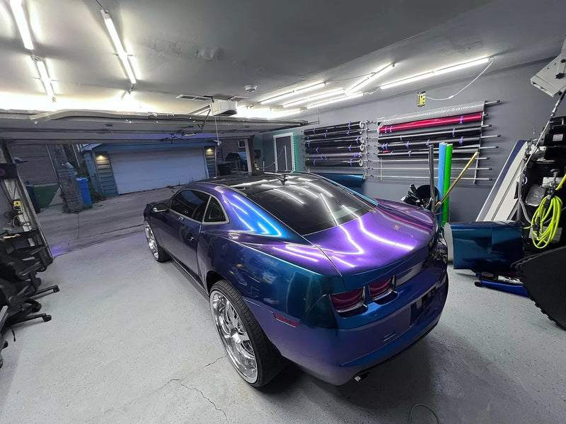 Premium Gloss Metallic: Chameleon color-shift blue to purple