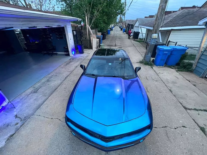 Premium Gloss Metallic: Chameleon color-shift blue to purple