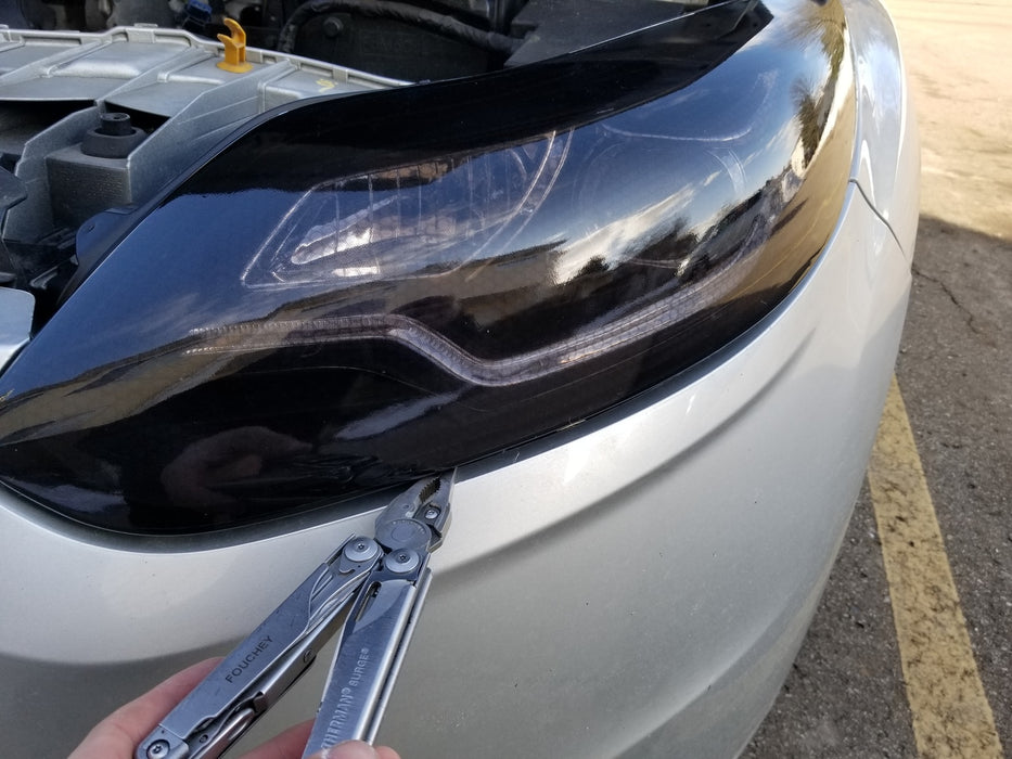 thumbnail image 2 of Vvivid Smoke Black Headlight Tint Vinyl Roll - 16" X 48" With Detailer 2 of 2